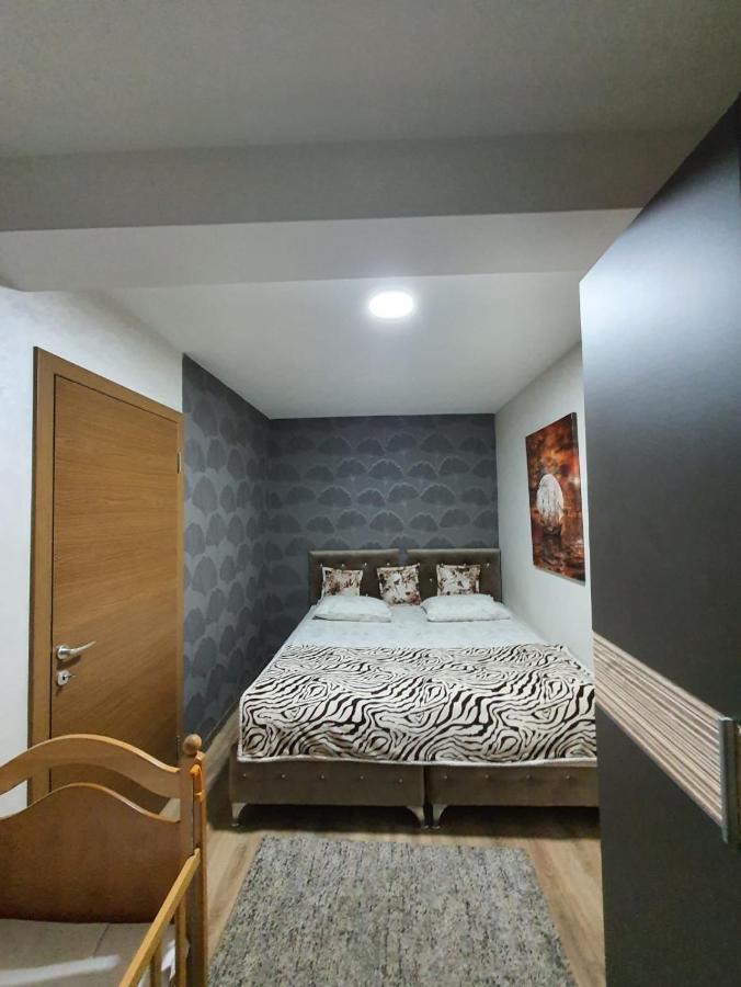Avio Apartmani 2018 Novi Pazar Esterno foto