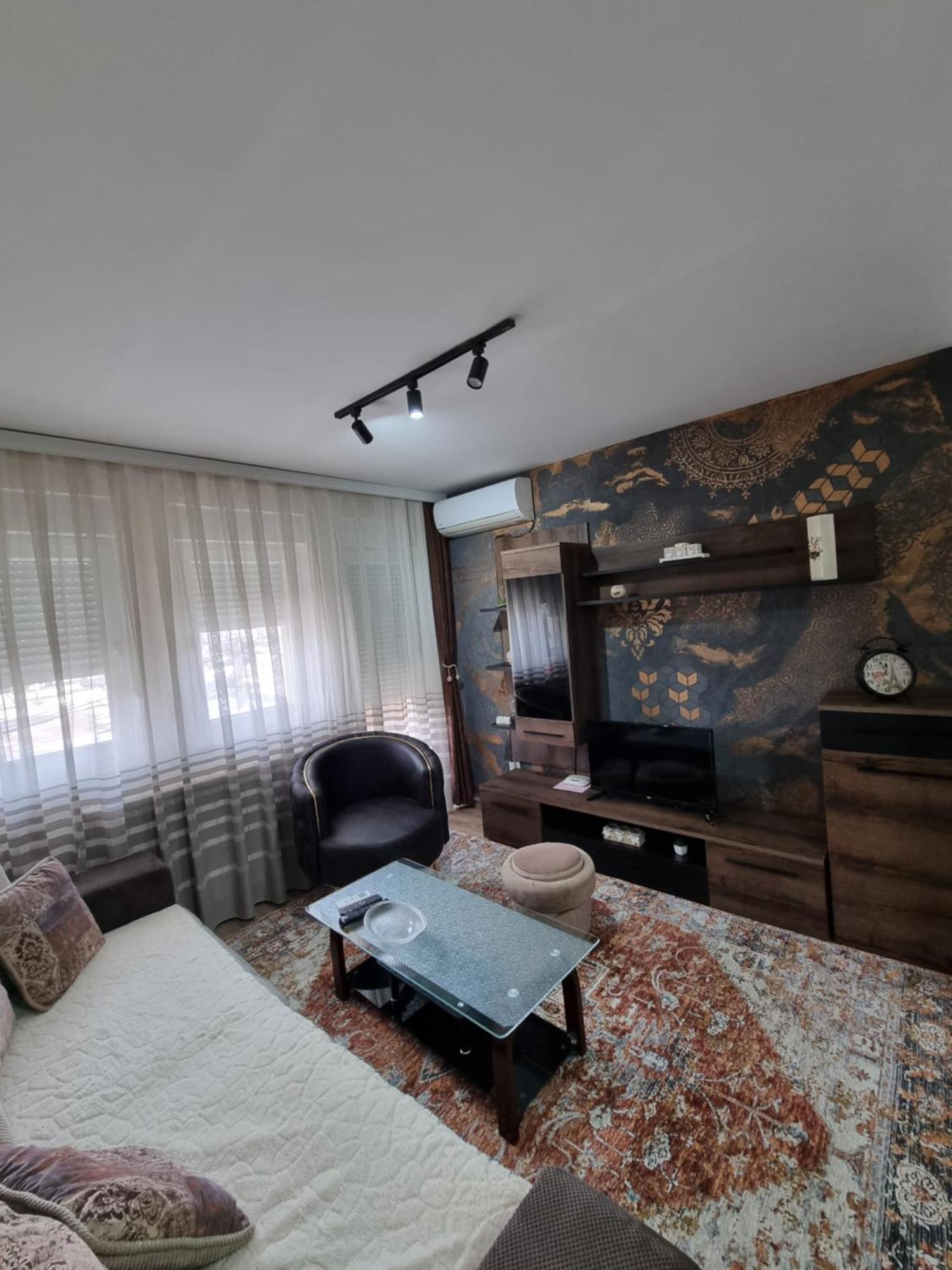 Avio Apartmani 2018 Novi Pazar Esterno foto
