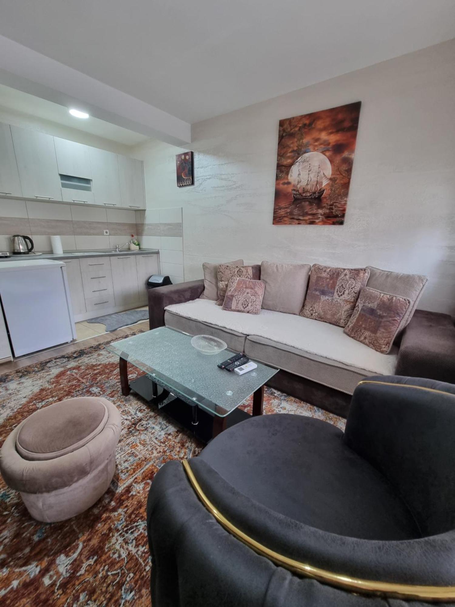 Avio Apartmani 2018 Novi Pazar Esterno foto